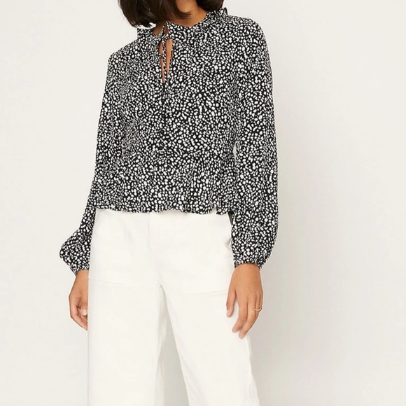 Oasis Blouse Black and White - Picture 3 of 6